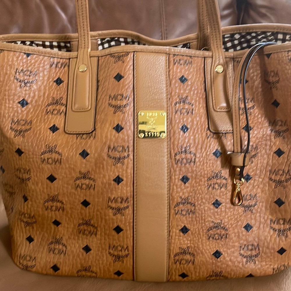 Mcm reversible Vestios Tote